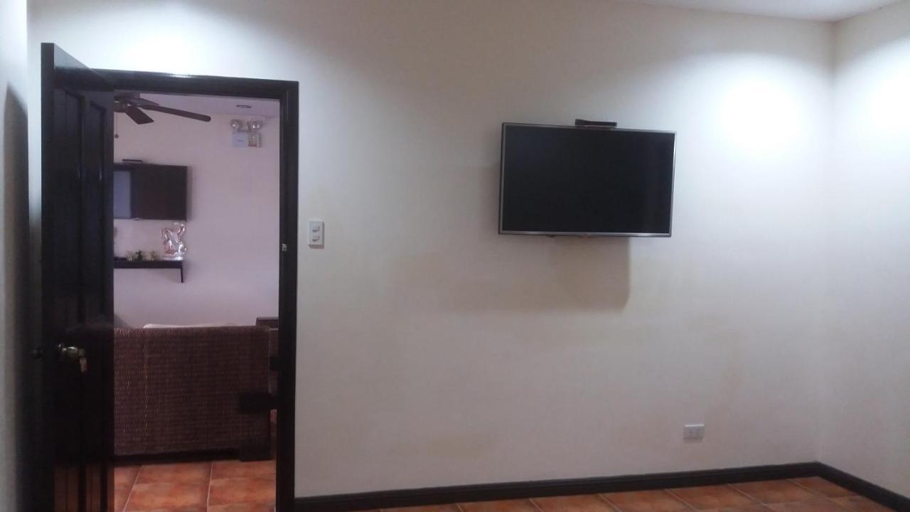 Boomerang Hotel Angeles Εξωτερικό φωτογραφία